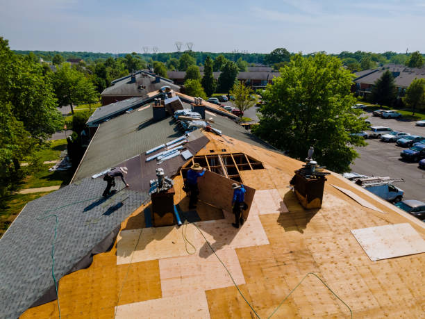 24/7 Emergency Roof Replacement experts in Voluntown, CT